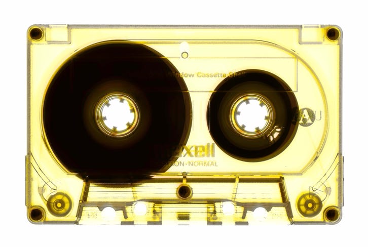 MC, Musikkassette, farbig, verfremdet