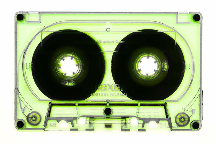 MC, Musikkassette, farbig, verfremdet